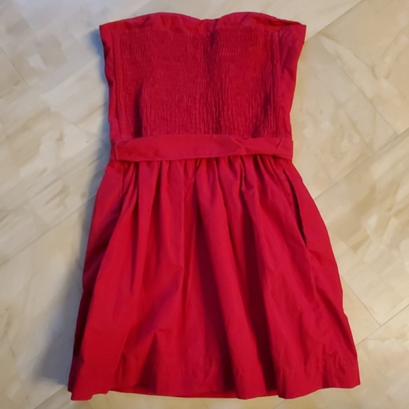 Women's Strapless Dress - Picture 2 of 6